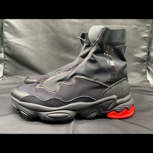 Adidas Ozweego Boots All Terrain Stealthy Black Originals FV9669 Mens 8.5 New